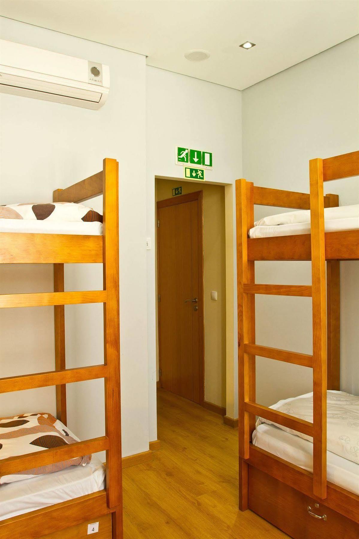 B.A. Hostel Lisboa Екстериор снимка